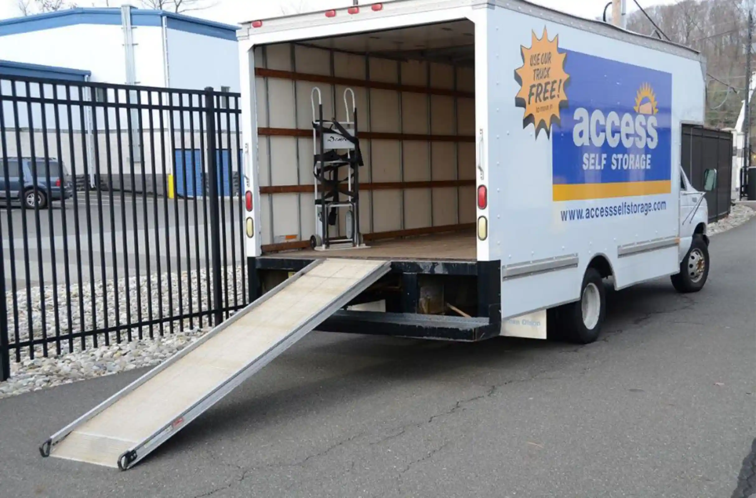 Maximizing Efficiency When Using Your Moving Truck Access